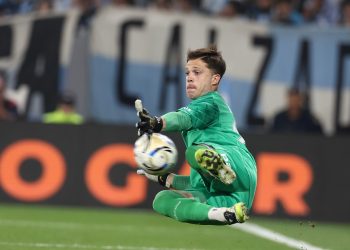 Cambeses, héroe: dos penales atajados, la influencia de Arias y “ahora vamos por la final”