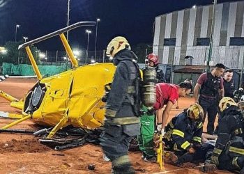 Cayó un helicóptero en un club de tenis de Capital: hay heridos