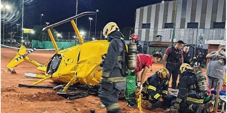 Cayó un helicóptero en un club de tenis de Capital y hay tres heridos