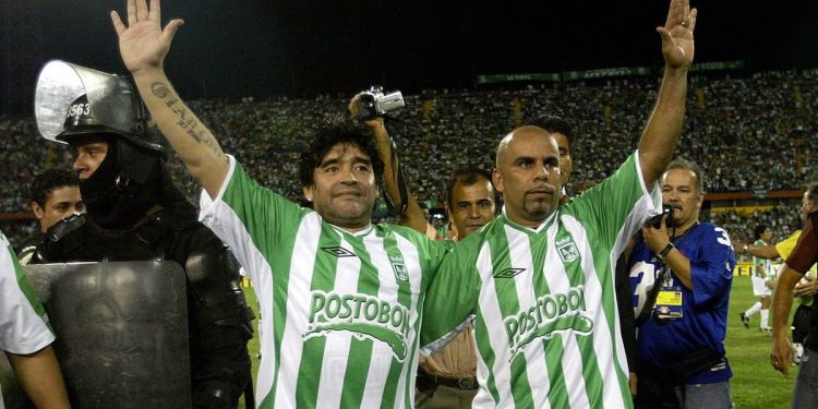 Las imperdibles anécdotas de Chicho Serna con Maradona y Karol G