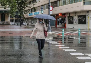 La ciudad de Valencia cancela actividades este domingo por la alerta roja por fuertes lluvias