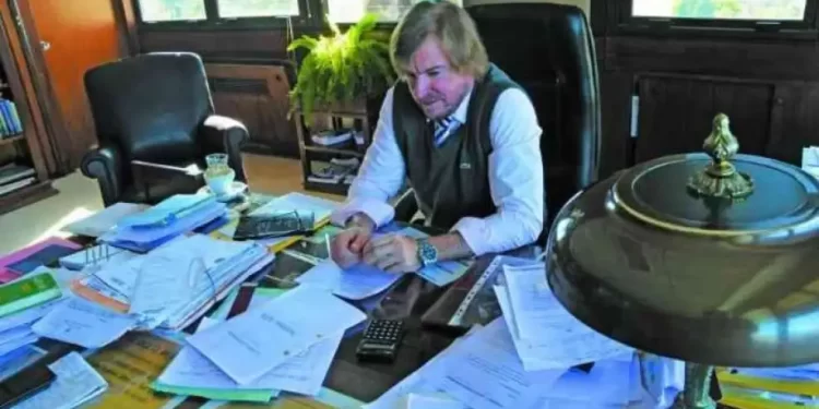 Denuncian al juez Vaca Narvaja por un esquema de coerción política y persecución sindical en su Secretaría Electoral