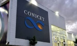 Milei se aleja de la ciencia básica y sólo financiará proyectos con “salida concreta”