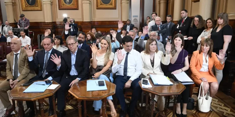 El Senado dio dictamen al proyecto de Inocencia Fiscal y el oficialismo busca aprobarlo el 26 de diciembre