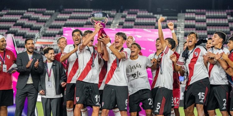 Video: el profundo mensaje de River a los campeones de la Messi Cup