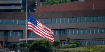 Estados Unidos y Venezuela aceleran gestiones para la reapertura de sus embajadas tras años de ruptura diplomática