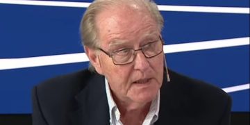 Duro cuestionamiento al DNU 941/2025: advierten que la reforma de la SIDE reabre fantasmas autoritarios