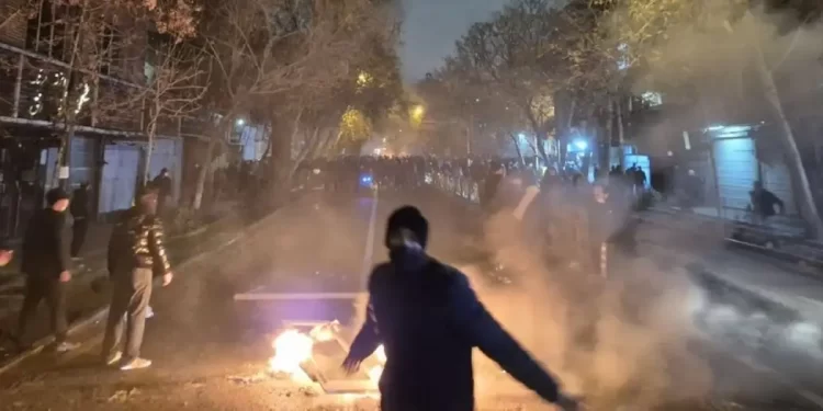Irán admitió más de 3.100 muertos en las protestas y el propio régimen reconoce que la cifra real supera los 3.700