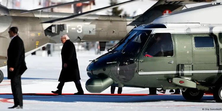 Trump desembarca en Davos entre expectativas geopolíticas, agenda económica y un incidente aéreo previo