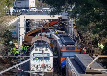 Tragedias ferroviarias en España: más de 40 muertos en Adamuz y otro siniestro mortal en Gelida reavivan el debate por el estado de las vías