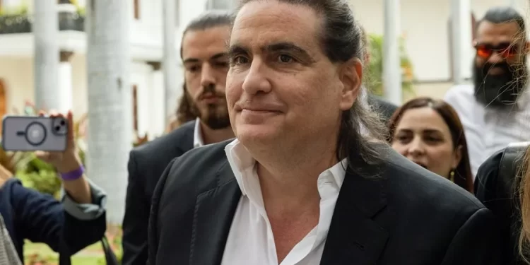 Después de la reunión con el Director de la CIA: Delcy Rodríguez echa a Alex Saab en una nueva ola de cambios