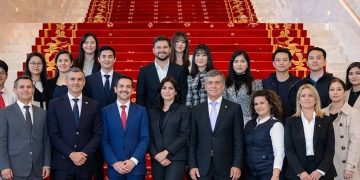 Viaje a China expone a diputados libertarios por beneficios fiscales a empresas del gigante asiático