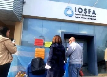 Crisis en la obra social militar IOSFA: el Gobierno subirá aportes y excluirá a Gendarmería y Prefectura