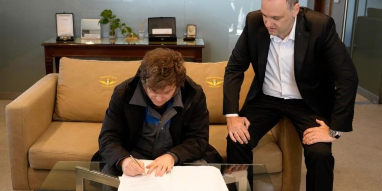 El Gobierno convoca a sesiones extraordinarias con un temario clave de reformas estructurales