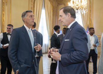 El festejo de Christopher Ruddy en la embajada de Estados Unidos y el almuerzo posterior que reavivó sombras sobre el Club Americano