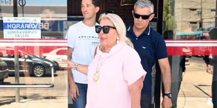 Curioso: Carrió declaró por la causa Yofe y afirmó que le aconsejó destruir su celular por temor a un operativo para proteger a la AFA