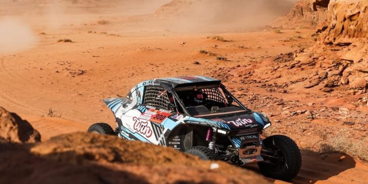 Cavigliasso y Pertegarini, campeones del Dakar, ganaron la etapa maratón y quedaron terceros en la general