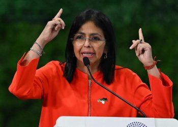 Washington fija tres exigencias inmediatas a Delcy Rodríguez para evitar represalias y contener la crisis en Venezuela