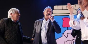 El silencio de Scioli ante el escándalo AFA reaviva sospechas y contrasta con el respaldo político a Milei