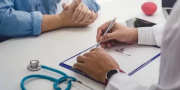 Gobierno depura el sistema de medicina prepaga y da de baja a otras 20 entidades