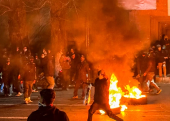 Las primeras imágenes confirman la brutal represión del régimen iraní en protestas que dejan cientos de muertos y miles de detenidos