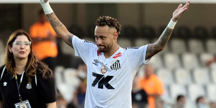 Neymar ya puso el gancho y seguirá en Santos