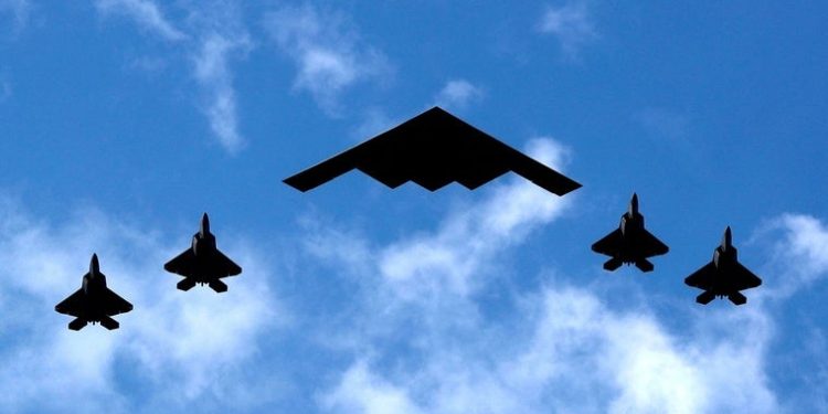 Versiones sobre un ataque de Estados Unidos a Irán, que fue abortado, reaviva la tensión regional y las alertas militares