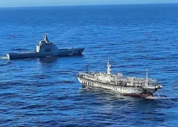 Temporal en el Atlántico Sur: el Gobierno habilitó el ingreso controlado de 53 pesqueros chinos a la ZEE