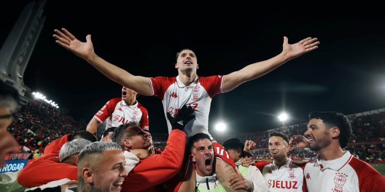 Racing lo daba caído, pero Miljevic será su nuevo refuerzo