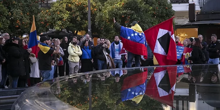 Venezolanos en Córdoba ante la captura de Maduro: «He llorado de alegría; hemos estado esperando esto 27 años»
