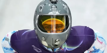 El COI descalifica a Vladyslav Heraskevych por un casco en homenaje a atletas caídos por la invasión rusa en Ucrania
