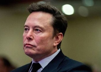 Elon Musk acusa a Claudia Sheinbaum de obedecer a cárteles y México evalúa acciones legales