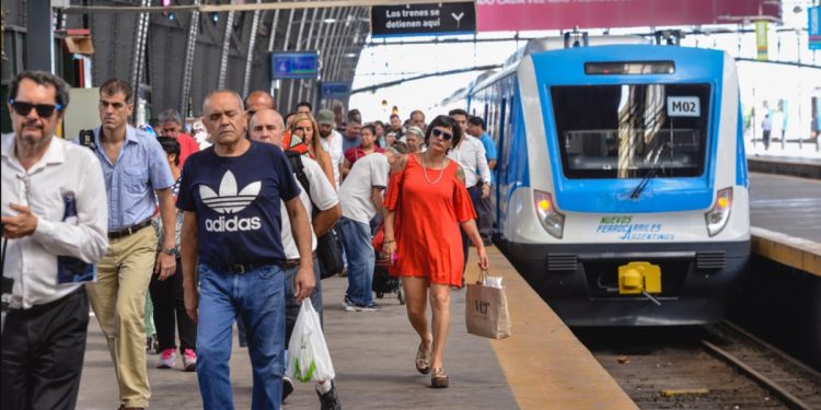 El Gobierno dictó la conciliación obligatoria y desactivó el paro ferroviario anunciado por La Fraternidad para mañana