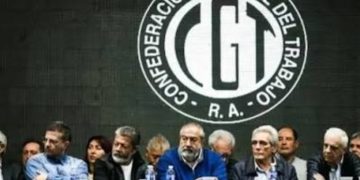 Paro general de la CGT paraliza el transporte y tensiona la jornada laboral en todo el país