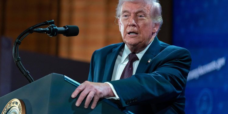 Trump confirma contactos con la cúpula cubana y advierte que la isla enfrenta una crisis terminal sin el respaldo de Venezuela