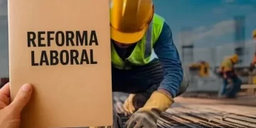 Licencias médicas bajo fuego: el cuestionado artículo 44 deja zonas grises para enfermedades comunes. Qué y como lo dice.