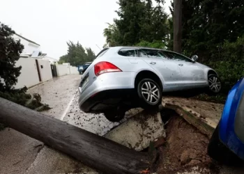 Andalucía afronta horas críticas tras la borrasca Leonardo con ríos desbordados y miles de evacuados