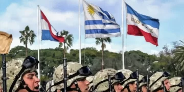 Domingo Arena y la controversia por los militares presos del pasado: denuncias de persecución política y paralelos con los juicios en Argentina