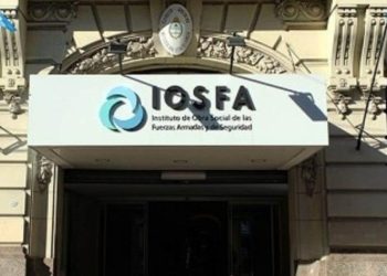 El Gobierno divide la obra social militar y de seguridad, pero el bajo salario de los efectivos amenaza la viabilidad del nuevo esquema