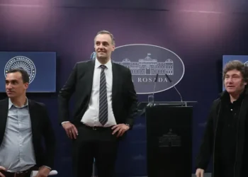 Sospechas en la ex Télam: vuelve a aparecer el entramado Peluso–Scioli en una curiosa licitación bajo la órbita política de Adorni, Lanari y Caputo