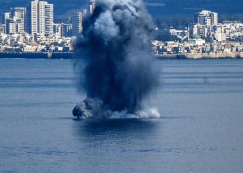 Irán golpea bases de Estados Unidos en el Golfo y la guerra se expande a Qatar, Emiratos y Bahréin