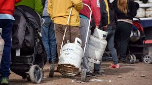 Alerta: la guerra “calento” el costo del GNL y Argentina llegará al invierno con una factura mucho más pesada