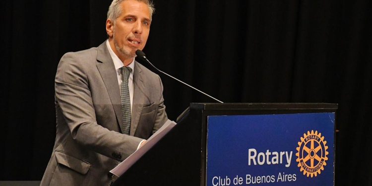 Luciani considera que la domiciliaria de Cristina Kirchner no cumple con lo impuesto por el tribunal por las marchas frente a su casa