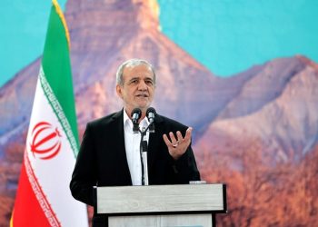 Un triunvirato asume la incierta transición en Irán tras la muerte de Ali Khamenei