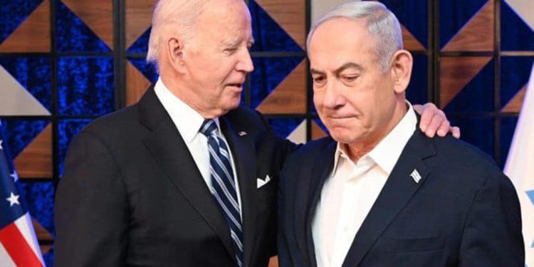 Días antes de dejar el cargo, Biden selló un pacto “secreto” con una fundación ligada a Irán y a Jamenei