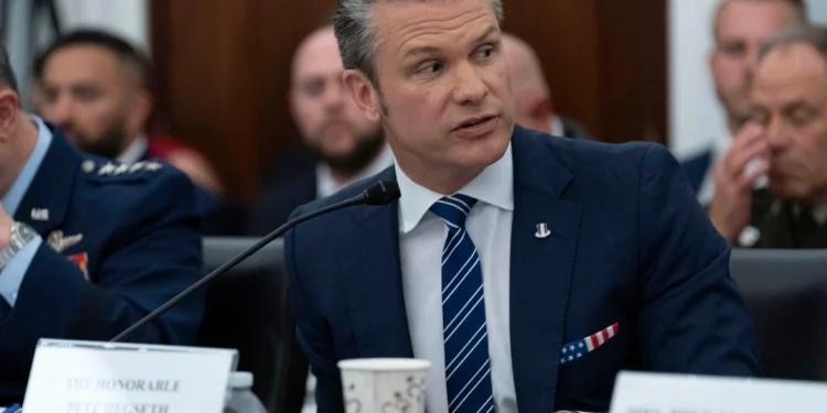 Washington intensifica la presión sobre Irán y afirma que Mojtaba Jameneí quedó herido tras los ataques iniciales