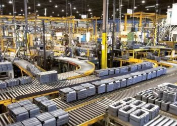 Alerta industrial: la UIA advierte caídas de producción y ventas en más de la mitad de las fábricas