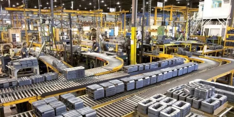 Alerta industrial: la UIA advierte caídas de producción y ventas en más de la mitad de las fábricas