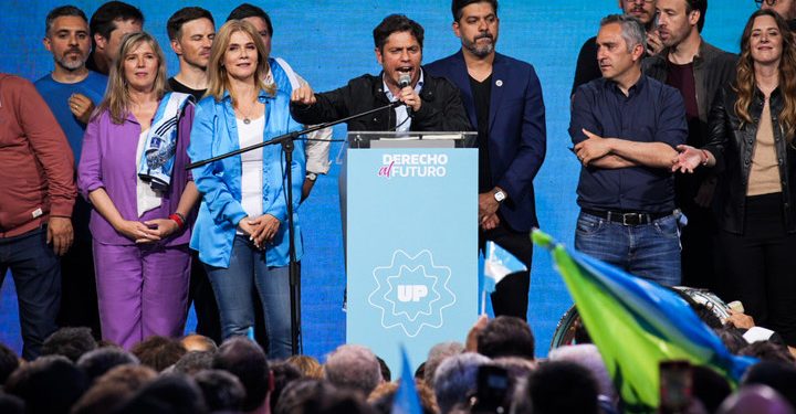 La oposición sigue sin hacer pie y una nueva encuesta la muestra golpeada en el presente y débil hacia 2027