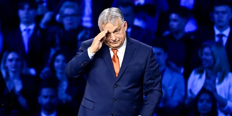 La Unión Europea desbloquea 90.000 millones para Ucrania tras la caída del veto húngaro y refuerza su presión contra Rusia